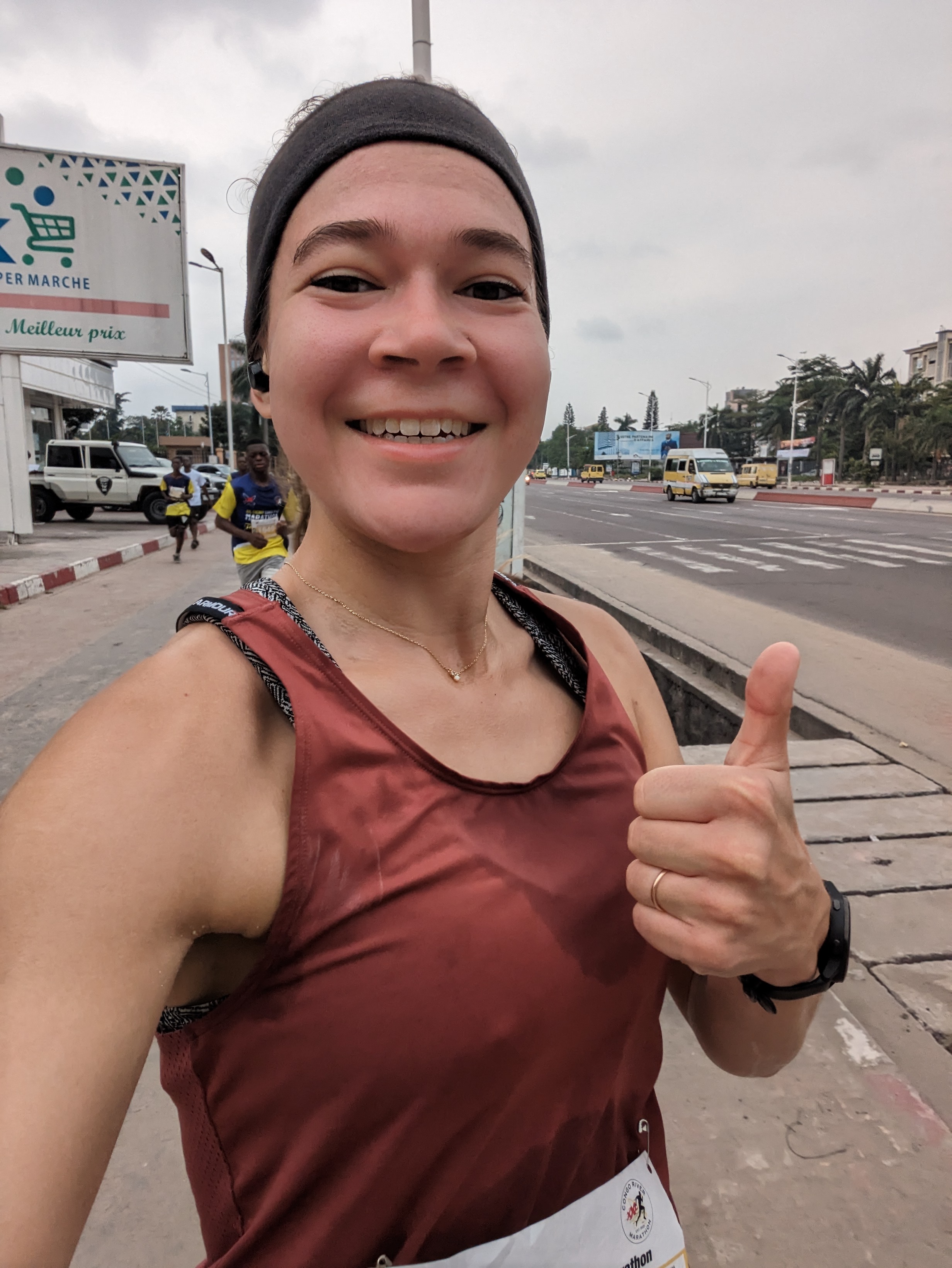 Danae Mitte runs race in Kinshasa
